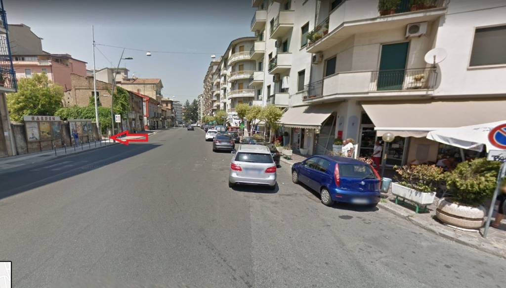 Garage in vendita a Cosenza piazza Loreto, 35