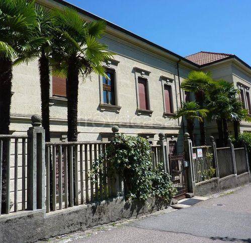 Appartamento in vendita a Porto Valtravaglia via Roma 1