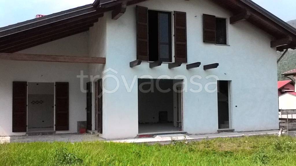 Villa in in vendita da privato a Serravalle Sesia viale Sant'Euseo