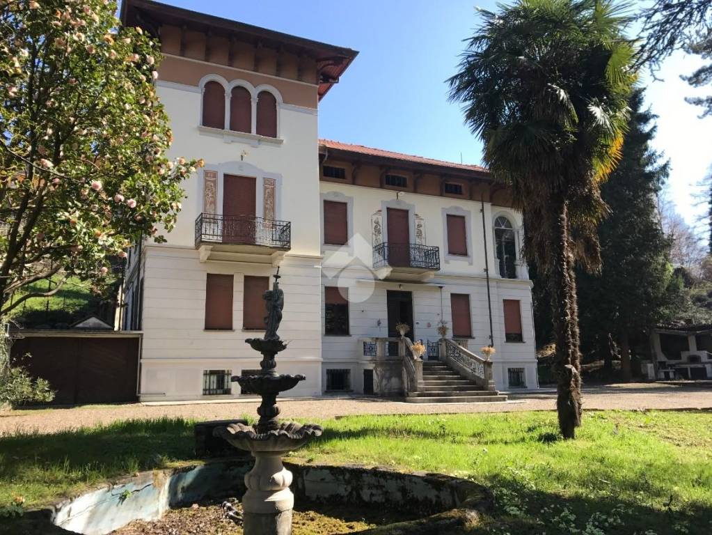 Villa Bifamiliare in vendita a Valdilana via picco, 1