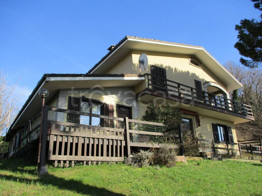 Villa Bifamiliare in vendita a Belforte Monferrato via Chiarli
