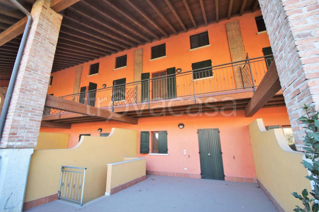 Villa a Schiera in vendita a Rezzato via Gardesana, 10