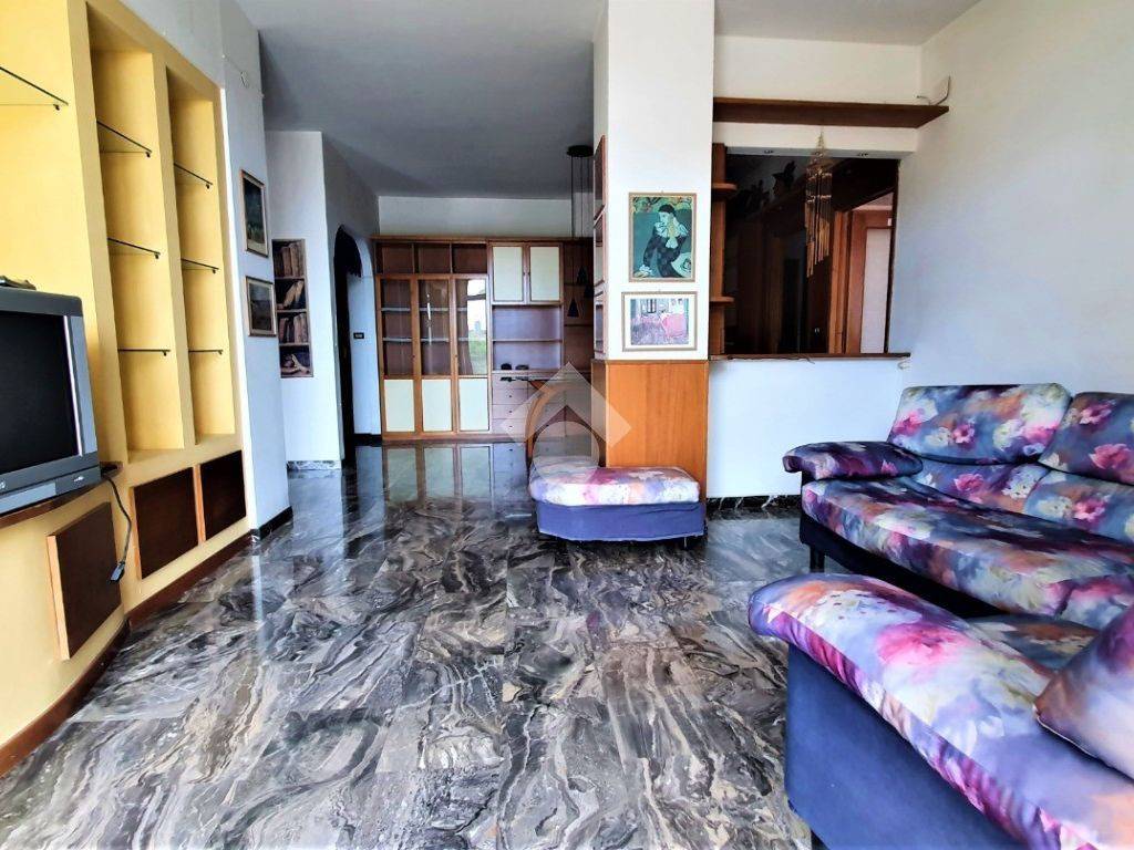 Appartamento in in vendita da privato a Loano via Aurelia, 40