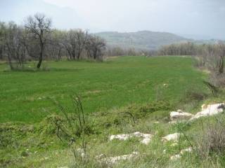 Terreno agricolo in vendita a san valentino in abruzzo citeriore contrada san giovanni