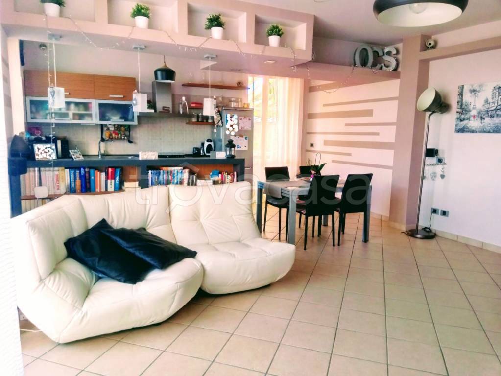 Appartamento in in vendita da privato a Giussago via Guglielmo Marconi, 115