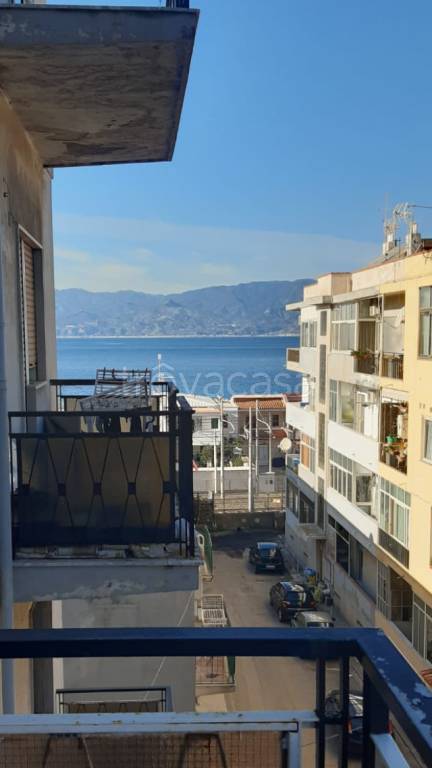 Appartamento in in vendita da privato a Reggio di Calabria viale Aldo Moro, 4