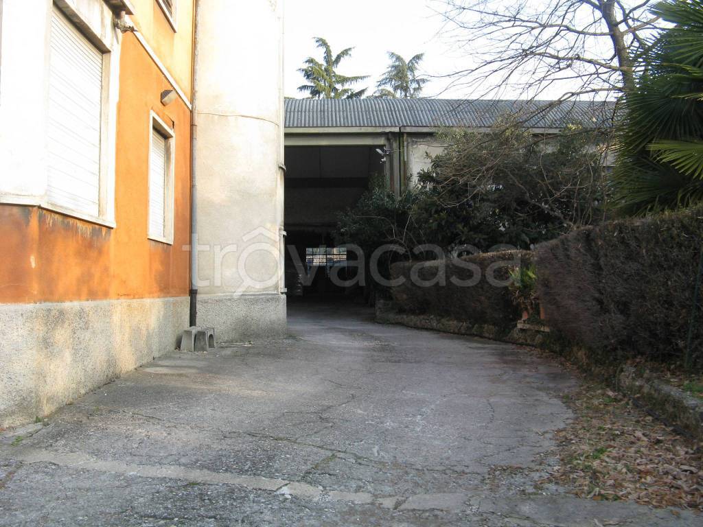 immagine annuncio 1 di 4