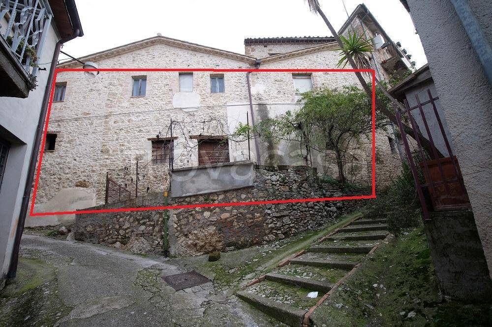 Casa Indipendente in vendita a Calvi dell'Umbria sp18