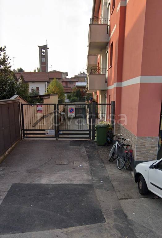 Garage in vendita a Cesano Maderno via Don Luigi Viganò, 64