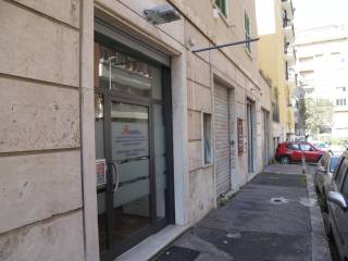 Negozio in affitto a roma via monfalcone