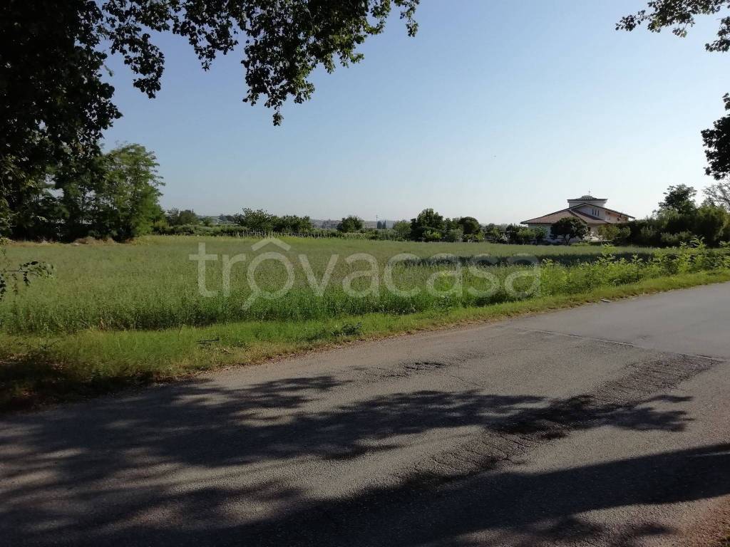 Terreno Residenziale in vendita a Cepagatti via di Luzio, 1