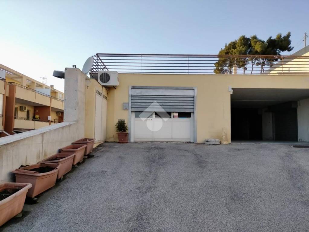 Garage in vendita a Matera recinto nino rota
