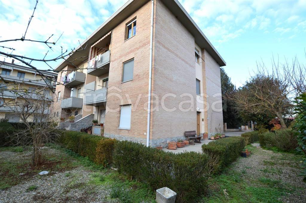 Appartamento in vendita a Monteroni d'Arbia via Magi