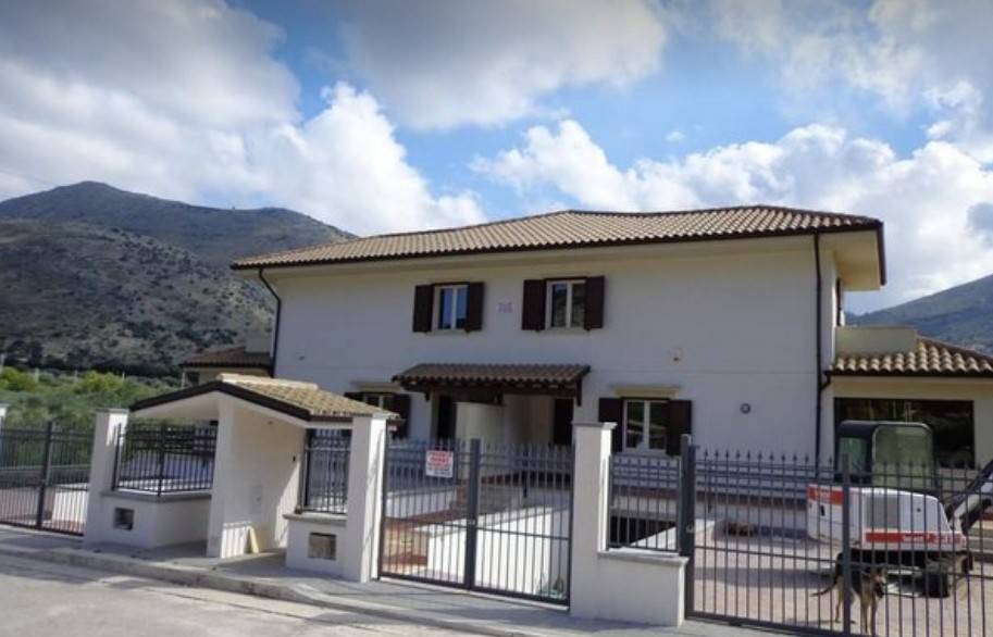 Villa Bifamiliare in vendita a Carini strada Provinciale Capaci Torretta