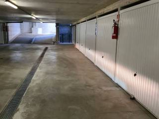 Garage in affitto a milano piazza belloveso, 2