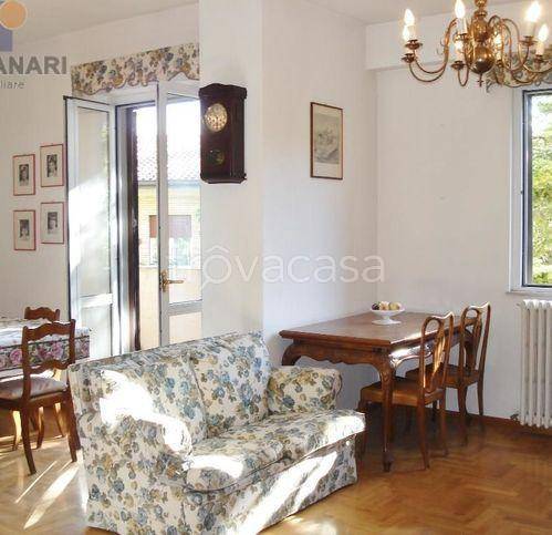 Appartamento in vendita a Nocera Umbra via Varino Favorino