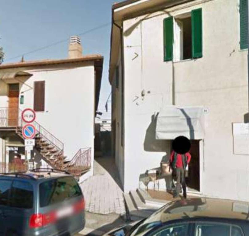 Intero Stabile all'asta a Spoleto via Guglielmo Marconi