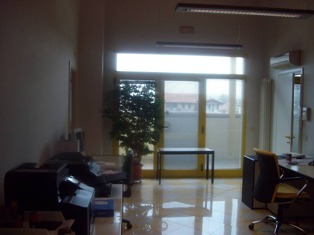 Ufficio in vendita a Reggiolo