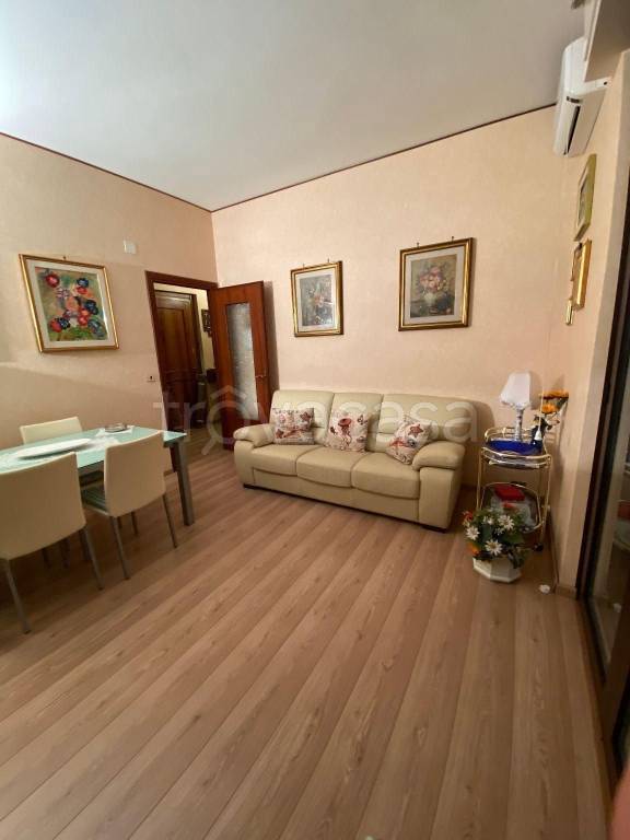 Appartamento in in vendita da privato a Varazze via Michelangelo Corosu, 47