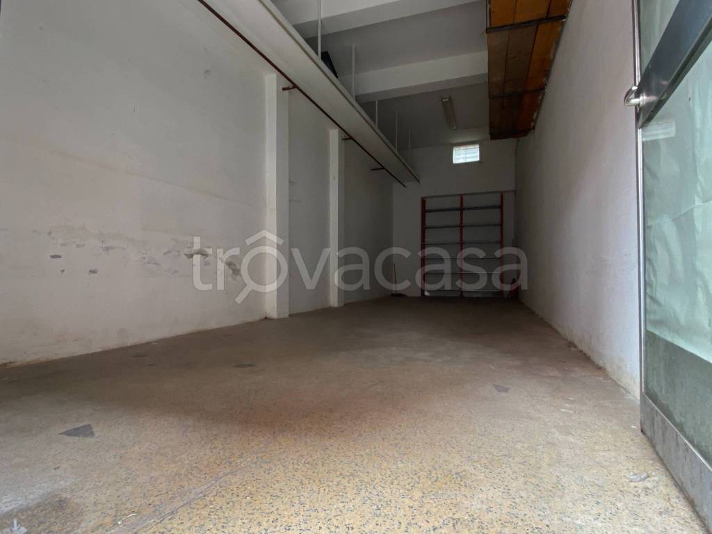 Garage in vendita a Bologna vicolo Otto Colonne, 3