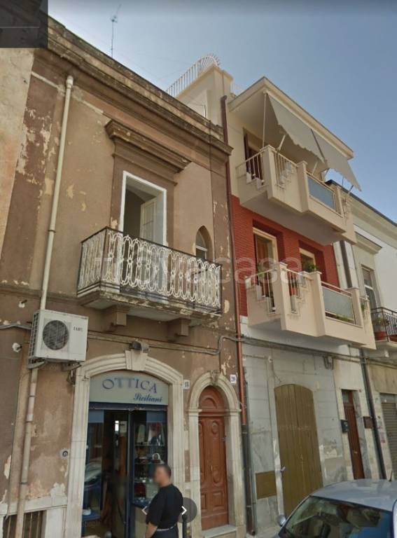 Casa Indipendente in vendita a Bari corso Vittorio Emanuele, 18