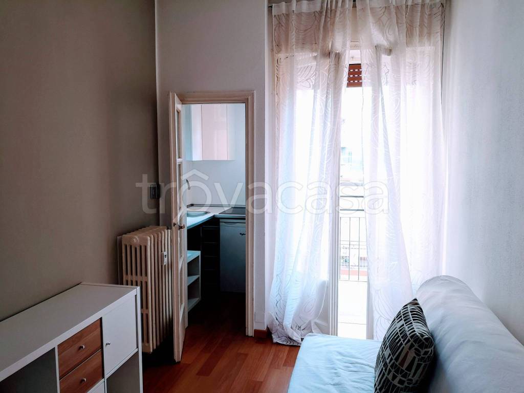 Appartamento in affitto a Milano via San Galdino