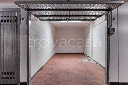 Garage in vendita a Messina viale Regina Margherita, 67