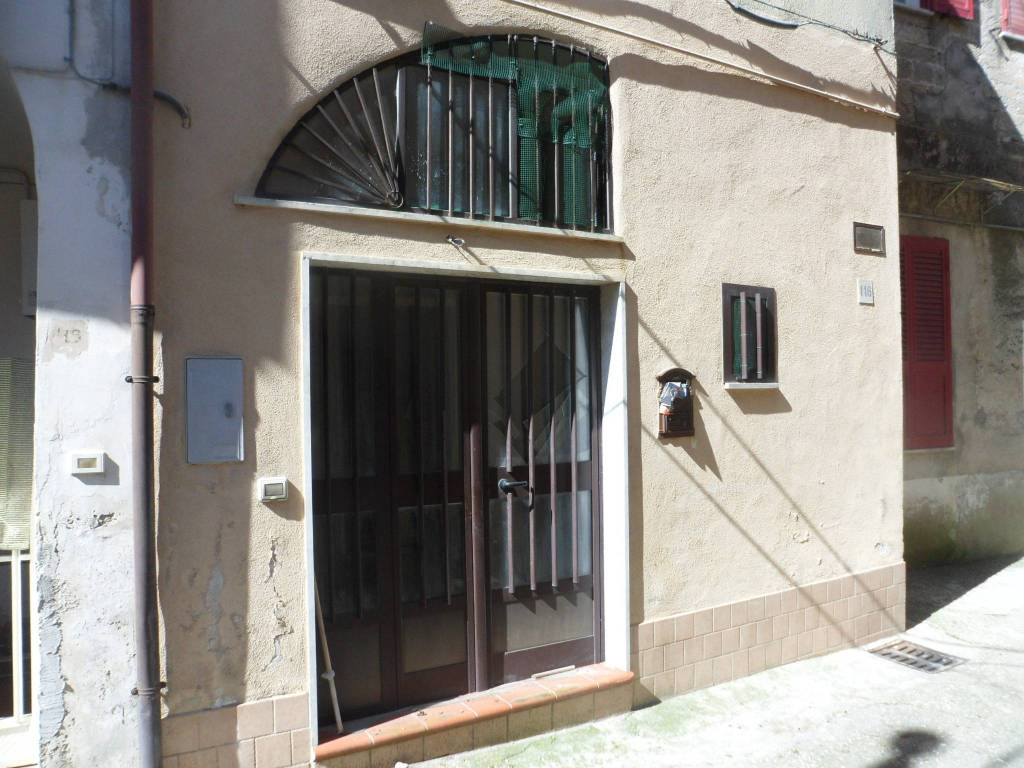 Appartamento in vendita ad Airola via Portisi, 116