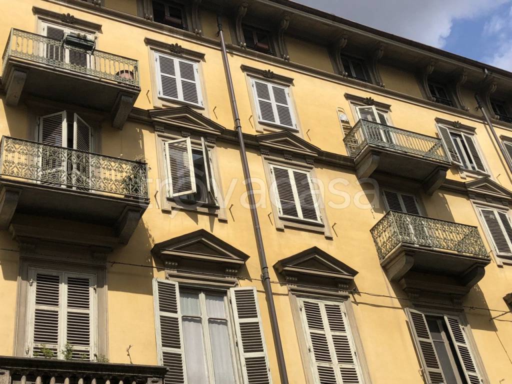 Ufficio in affitto a Torino via Vincenzo Gioberti, 40