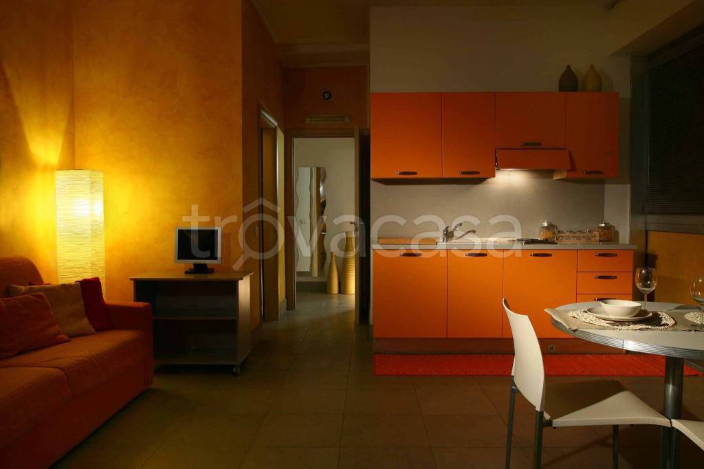 Appartamento in affitto a Lissone via Carlo Cattaneo, 9