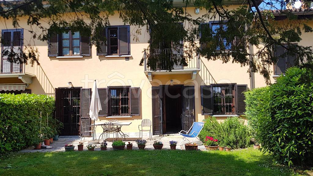 Villa a Schiera in vendita a Pino Torinese via Tepice