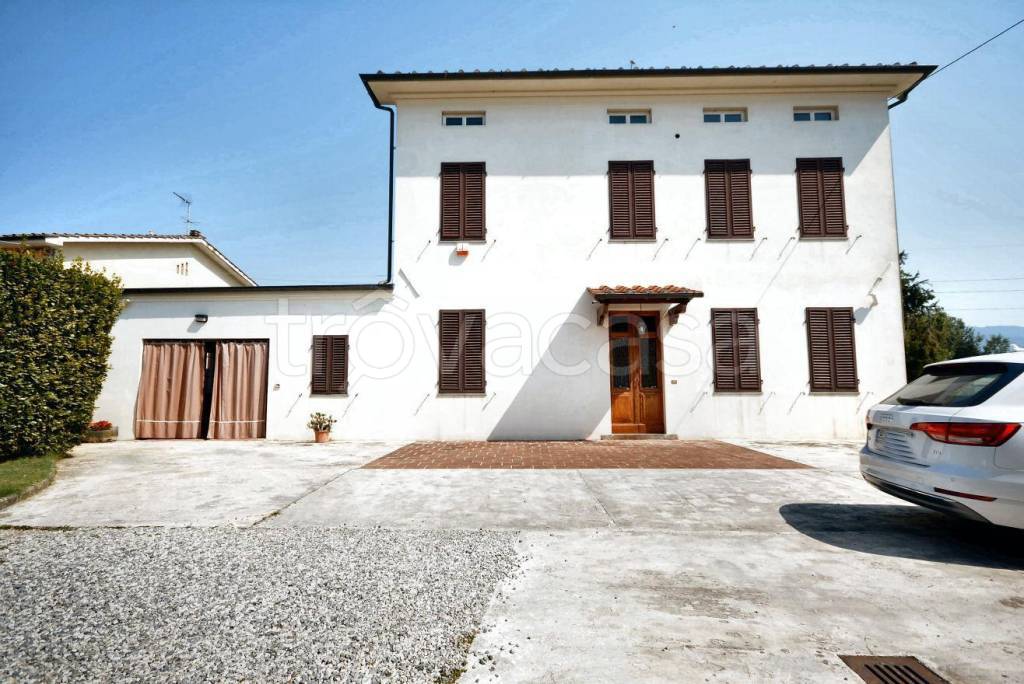 Villa in vendita a Capannori capannori, Via dell&#, 39
