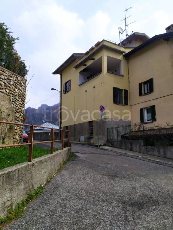 Villa in in vendita da privato a Ballabio via Risorgimento, 13