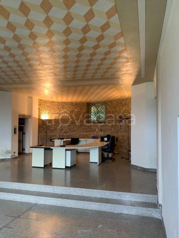 Ufficio in in affitto da privato a Bergamo via della Fara, 21