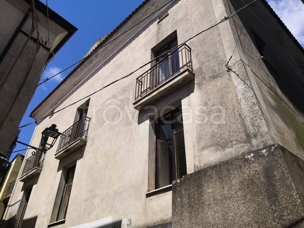 Casa Indipendente in in vendita da privato a Bonifati piazza Domenico Ferrante