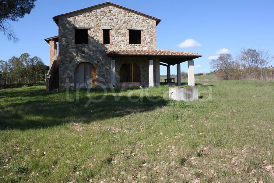 Casale in vendita a Castiglione del Lago villastrada