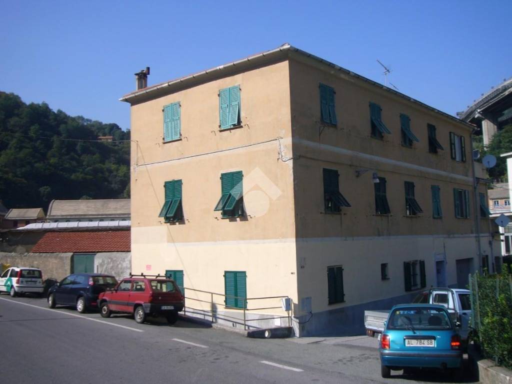 Appartamento in vendita a Genova via fabbriche, 45