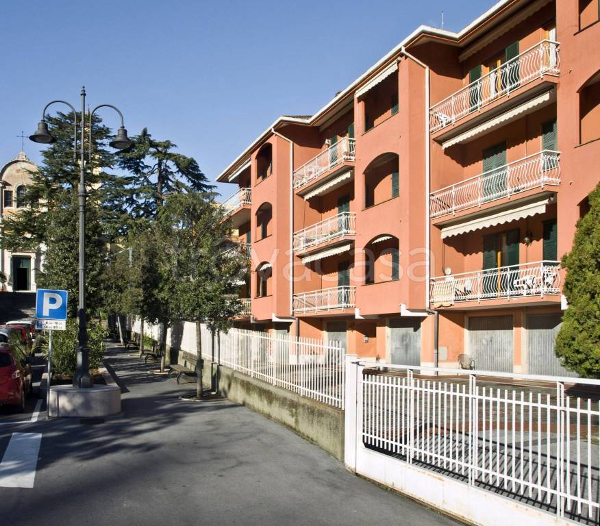 Appartamento in affitto a Celle Ligure via Delfino, 44