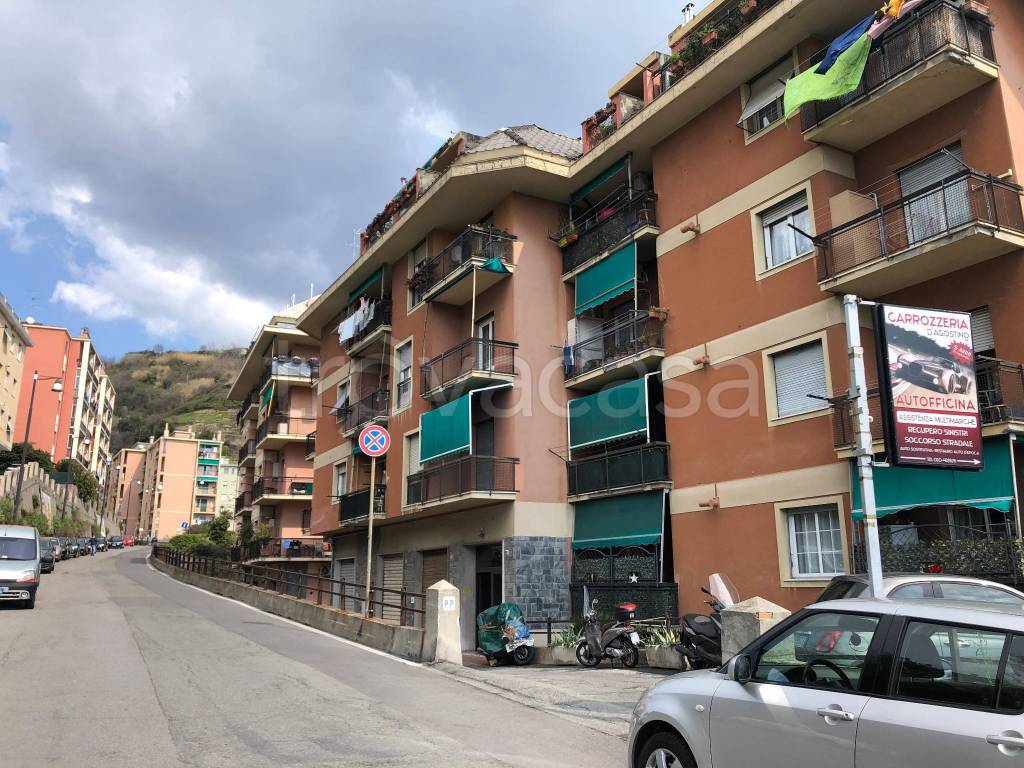 Garage in vendita a Genova corso Luigi Andrea Martinetti