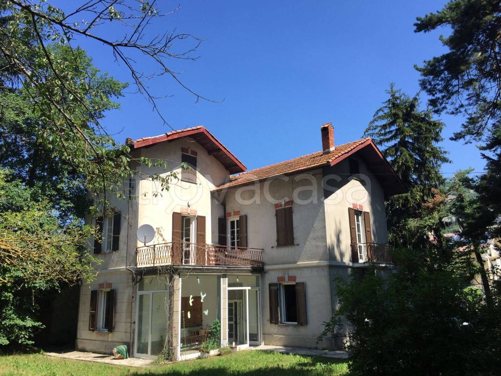 Villa in in vendita da privato a Bardineto strada Provinciale Borghetto Santo Sprito Bardineto, 6