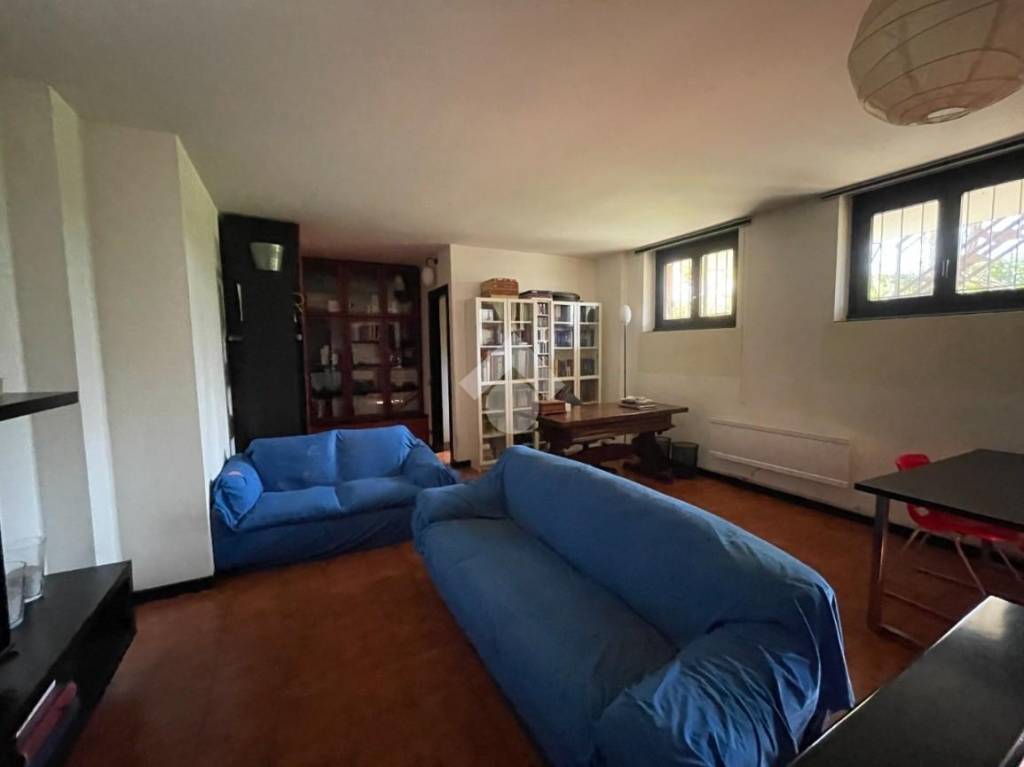 Appartamento in vendita a Pavia via Moruzzi, 25