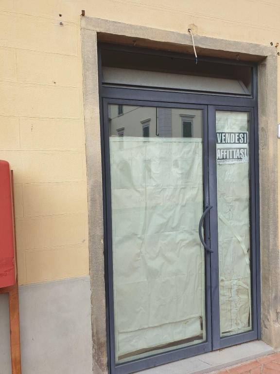 Abbigliamento in in vendita da privato a San Casciano in Val di Pesa piazza Vittorio Veneto, 59