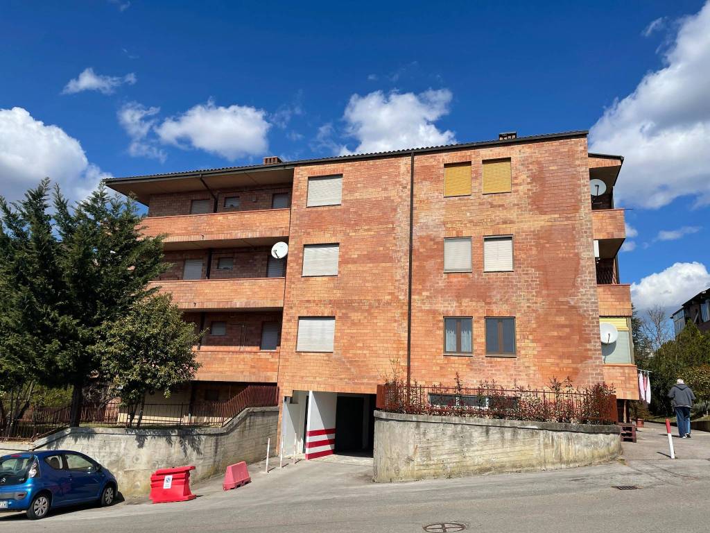 Appartamento in vendita a Sovicille via Poggio Perini, 21