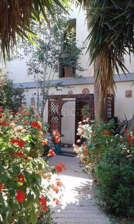 Villa a Schiera in in vendita da privato a Santa Marinella via Mare Mediterraneo, 17