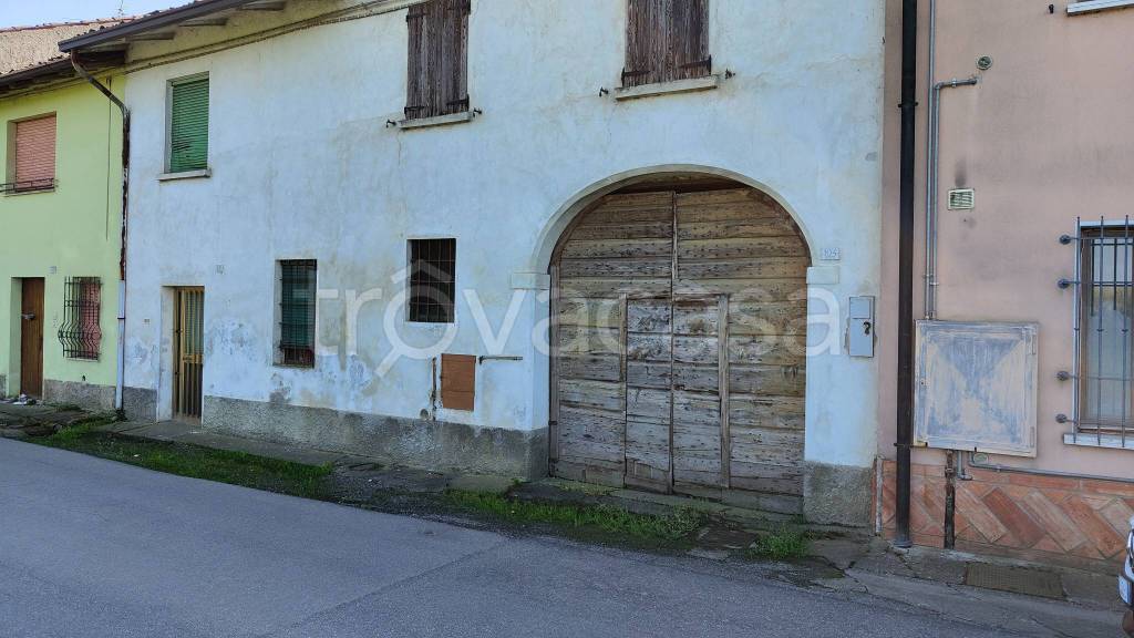 Casa Indipendente in vendita a Pontevico via Torchiera