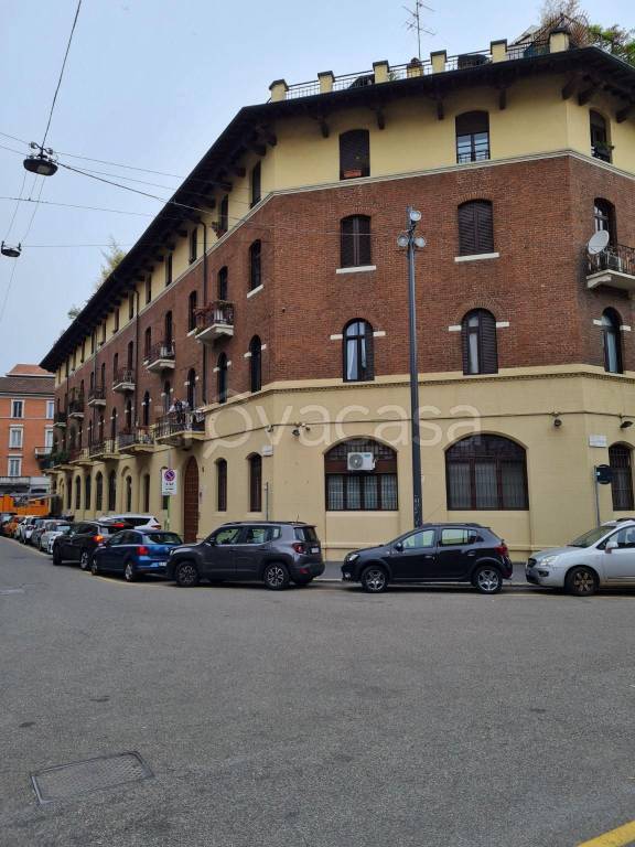 Appartamento in affitto a Milano via Carlo Maderno, 5
