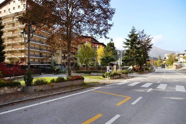 Garage in vendita a Limone Piemonte via Provinciale, 32