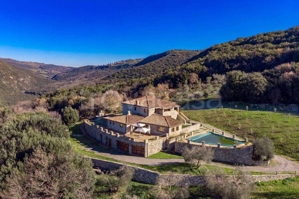 Villa in vendita a Castiglione d'Orcia località Montelaccio