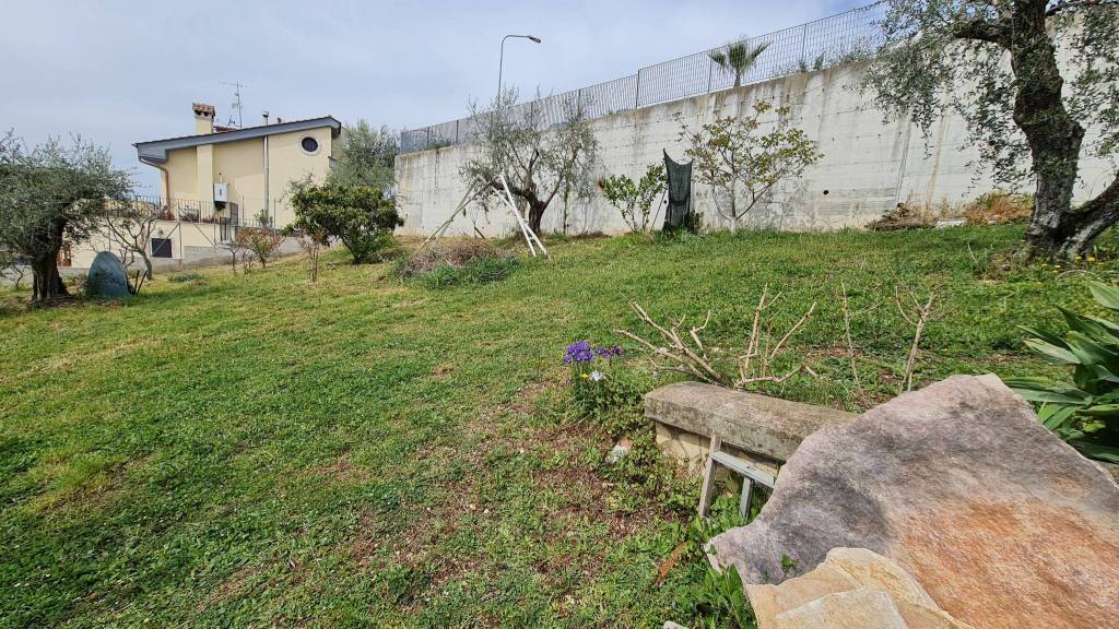 Terreno Residenziale in vendita a Guidonia Montecelio