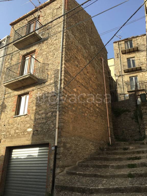 Casa Indipendente in in vendita da privato a Gangi via Notararigo, 50